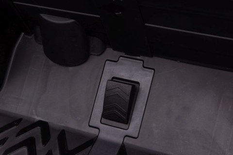 Auto Na Akumulator JC222 Czerwone Auto Na Akumulator JC222 Czerwone