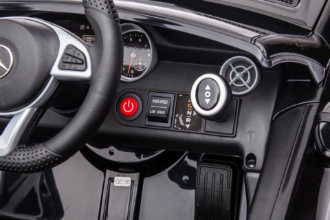 Auto Na Akumulator Mercedes SLC 300 Czarny Auto Na Akumulator Mercedes SLC 300 Czarny