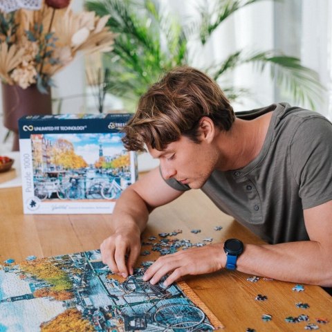 PUZZLE TREFL PRIME UFT 1000 - Wanderlust przedstawiające widok na Amsterdam jesienią 10702 PUZZLE TREFL PRIME UFT 1000 - Wanderlust przedstawiające widok na Amsterdam jesienią 10702